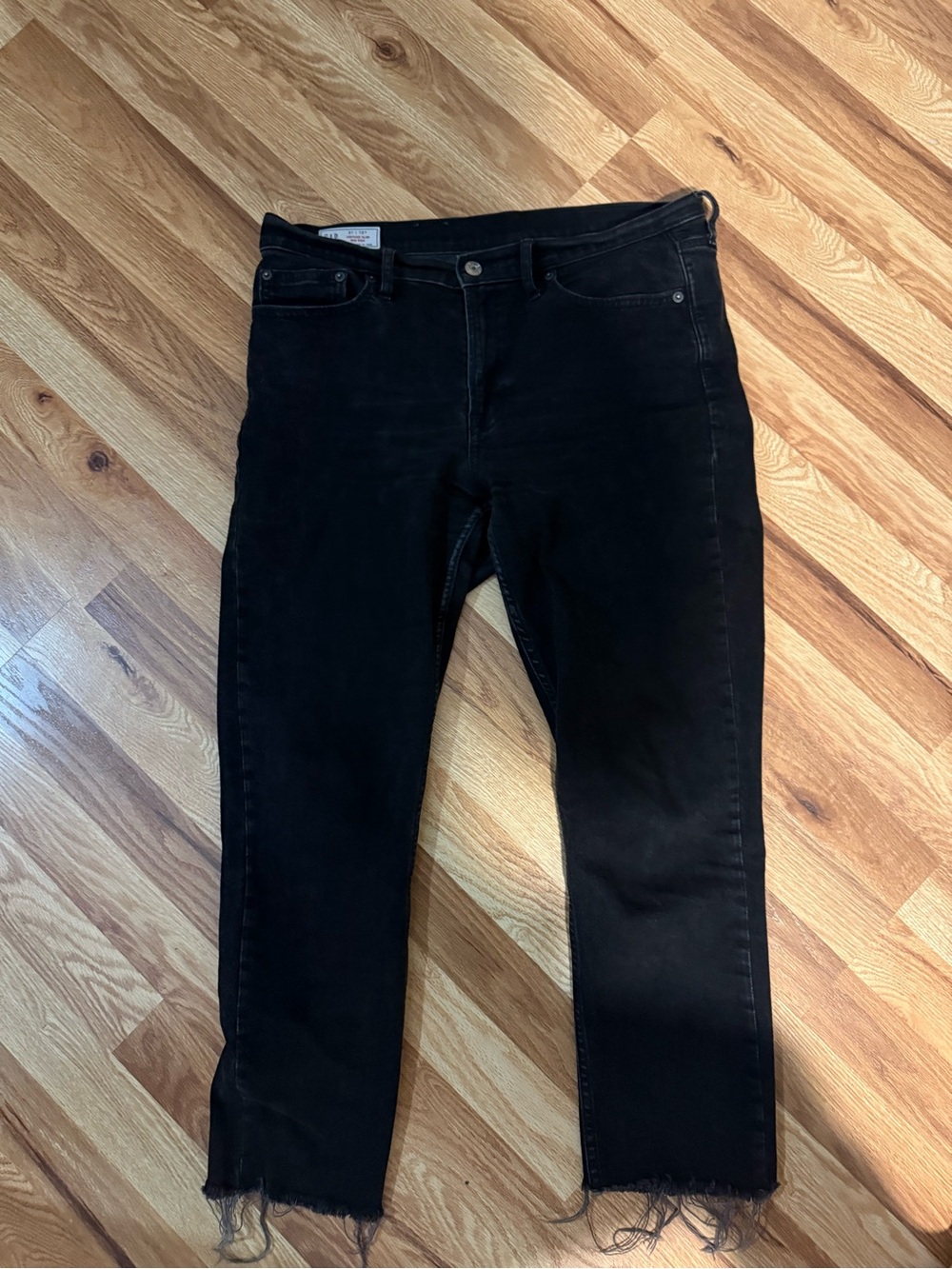 gap frayed hem jeans